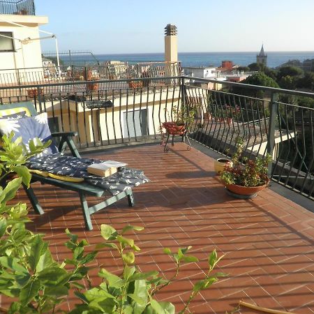 Piccolo Attico Sul Mare Apartment Moneglia Bagian luar foto